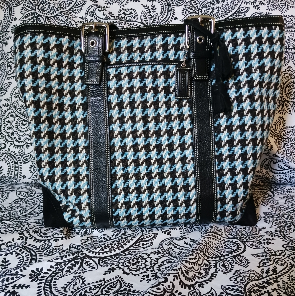 Stylish Black and Blue Coach Women's Tote Bag